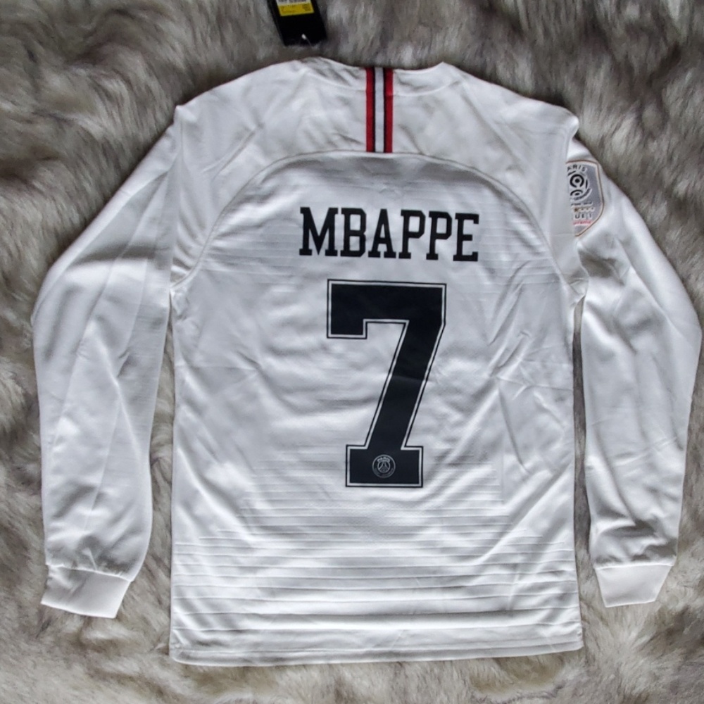 🖤 PSG Mbappe Long Sleeve Jersey 🖤 - Picture 3 of 4